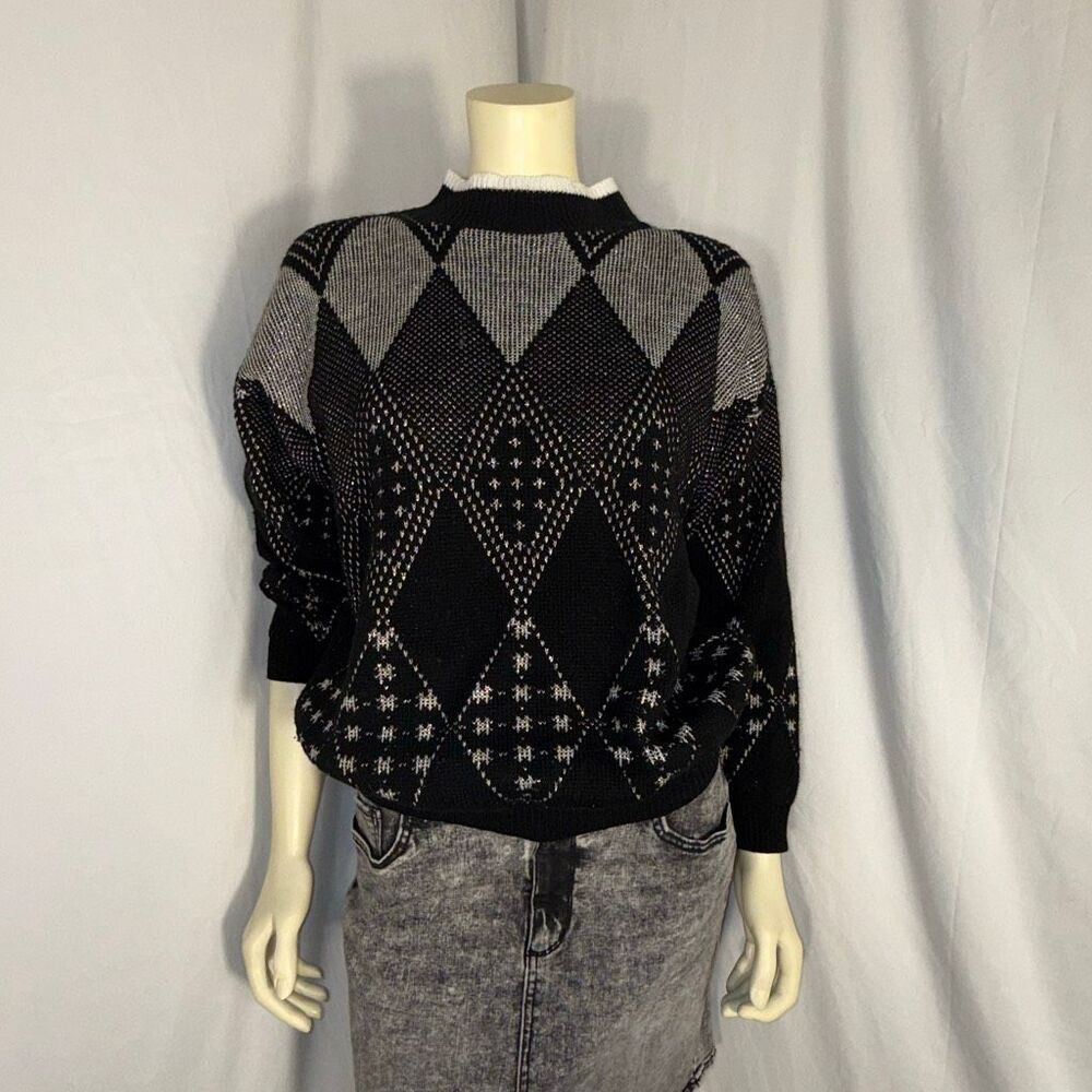 Vintage 1980s–1990s Black & Gray Argyle Knit‎ Sweater